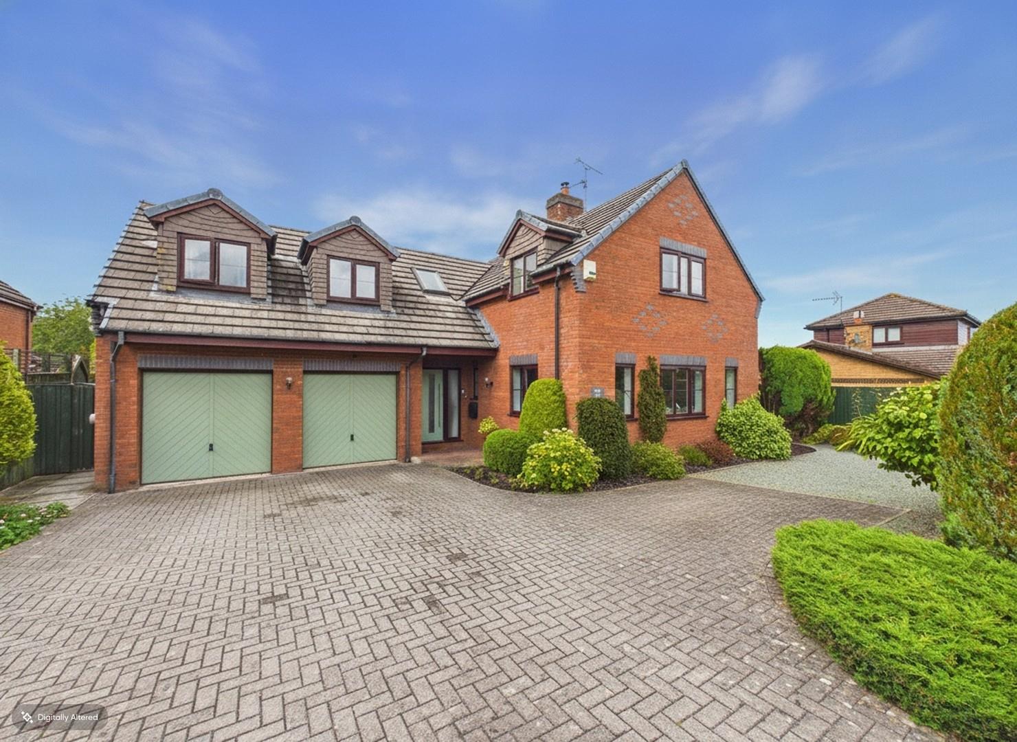 Upper Bryn Coch, Mold - External