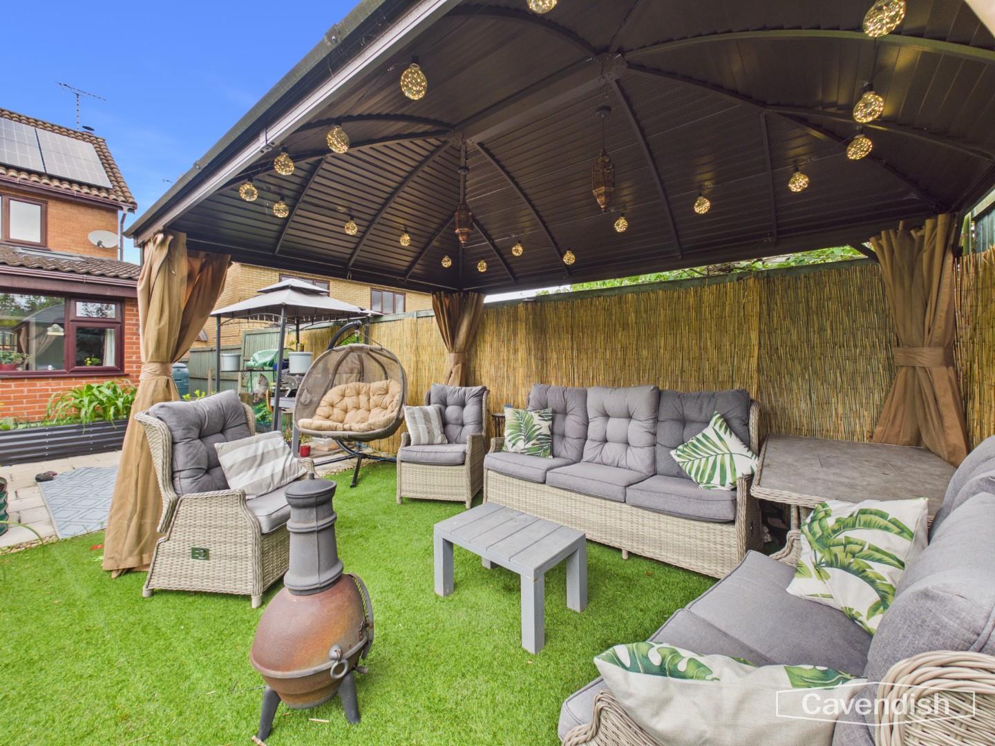 The Pines, Hawarden, Deeside - Patio