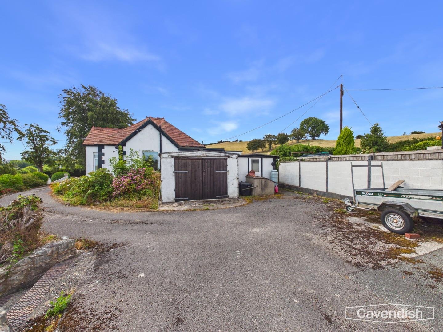 Glyndwr Road, Gwernymynydd, Mold - 