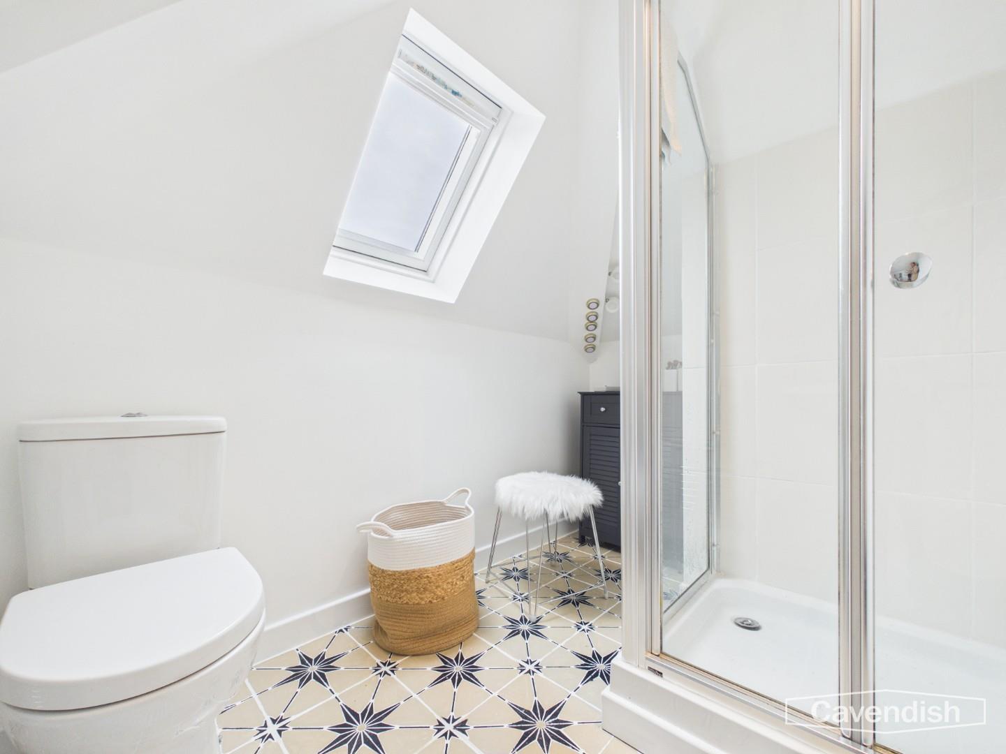 Cilcain Road, Gwernaffield, Mold - En-suite