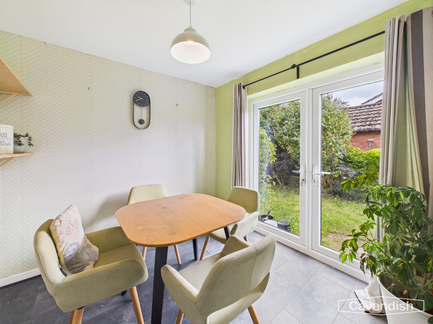 Park Avenue, Bryn-Y-Baal, Mold - DINING AREA