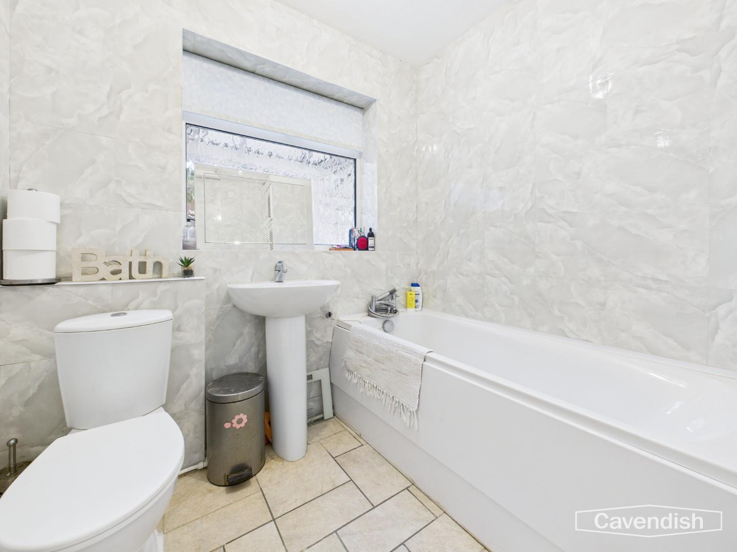 Rockcliffe, Bryn-Y-Baal, Mold - FAMILY BATHROOM