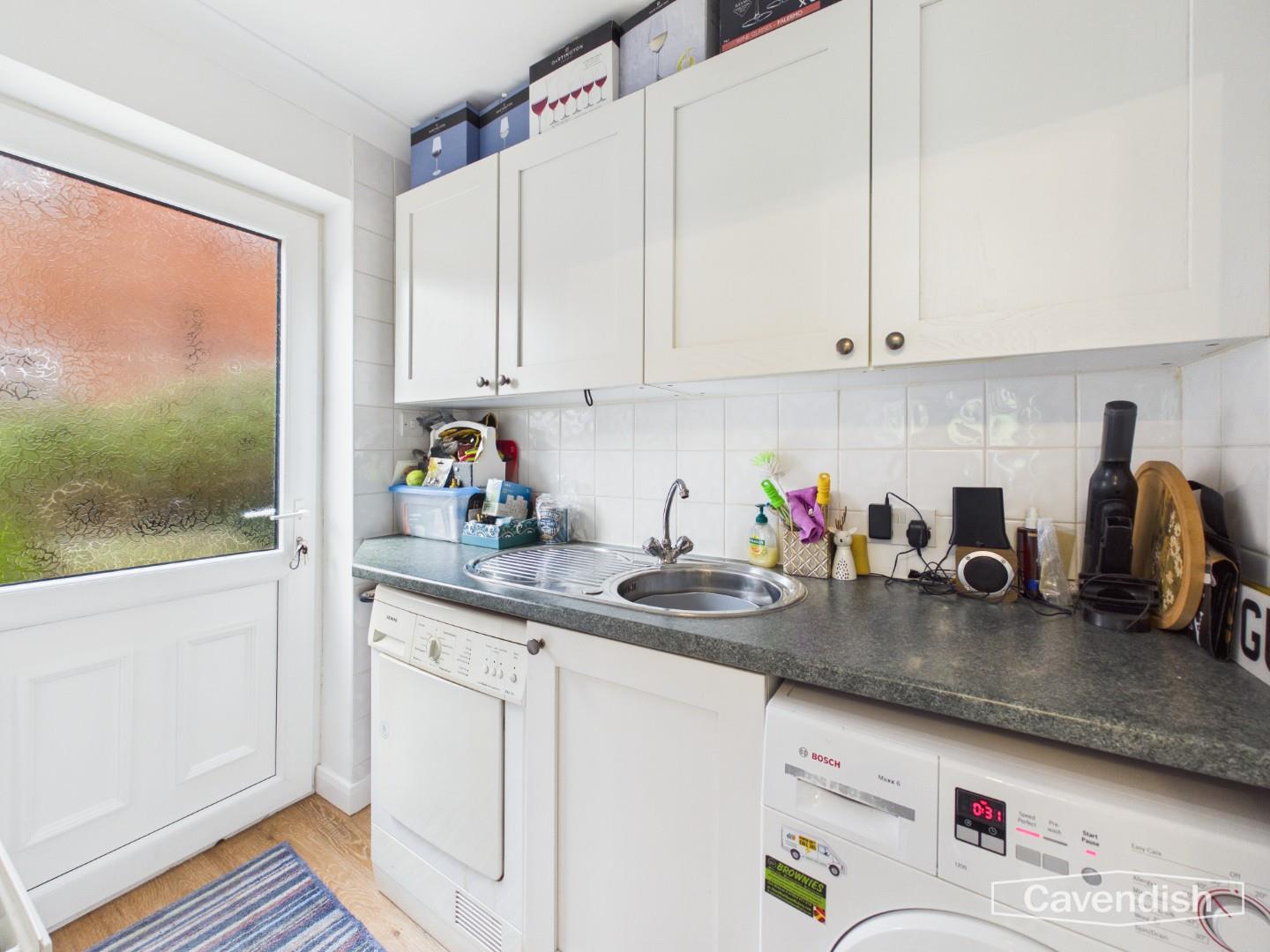 Ffordd Dawel, Sychdyn, Mold - Utility