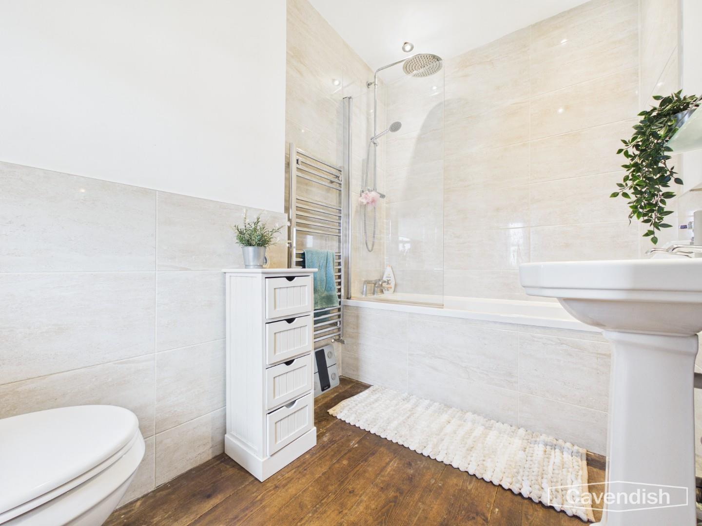 Pen Y Bryn, Sychdyn, Mold - Bathroom