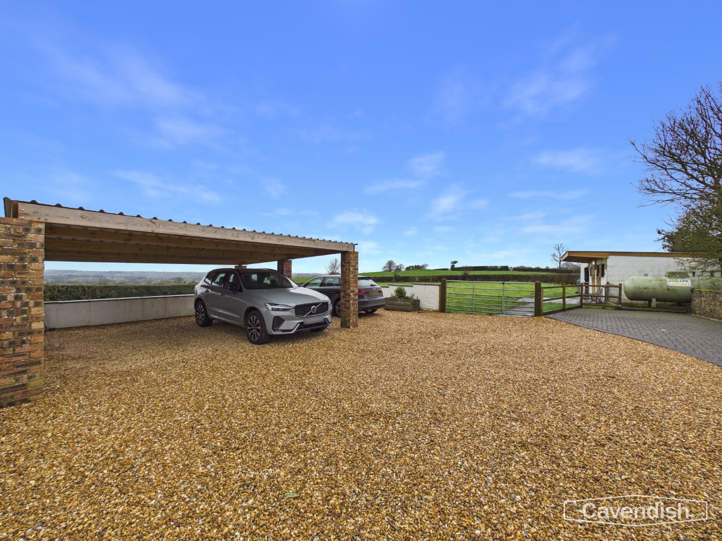 Ffordd Nercwys, Treuddyn, Mold - CAR PORCH