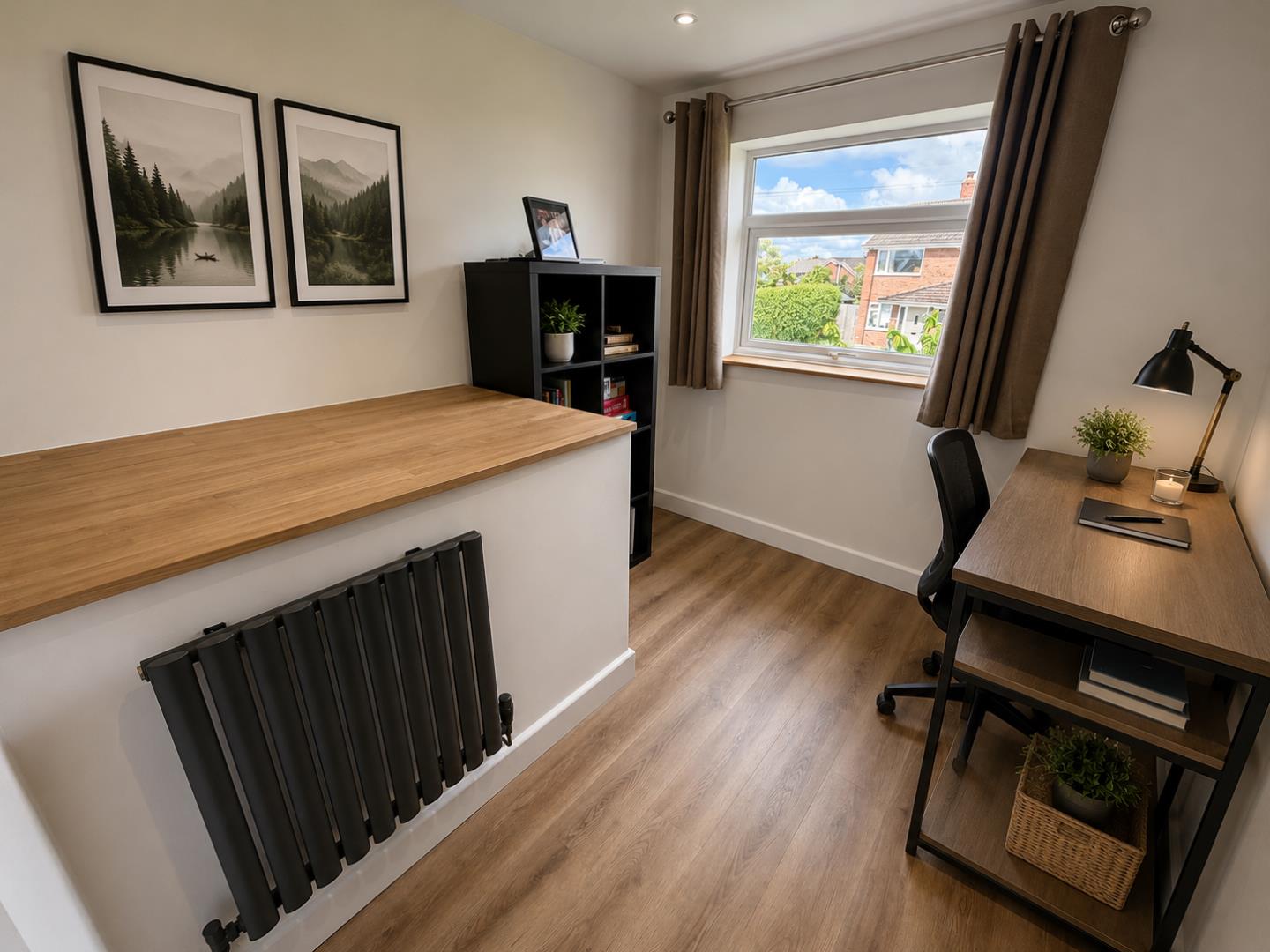 Llys Argoed, Mynydd Isa, Mold - Bedroom Three