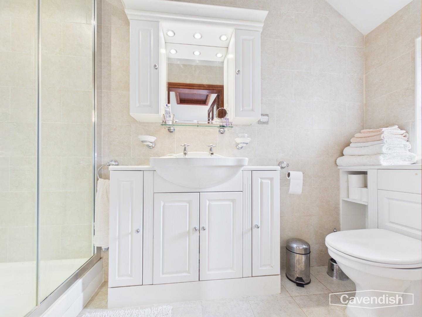 Ffordd Y Rhos, Treuddyn, Mold - Master En-suite