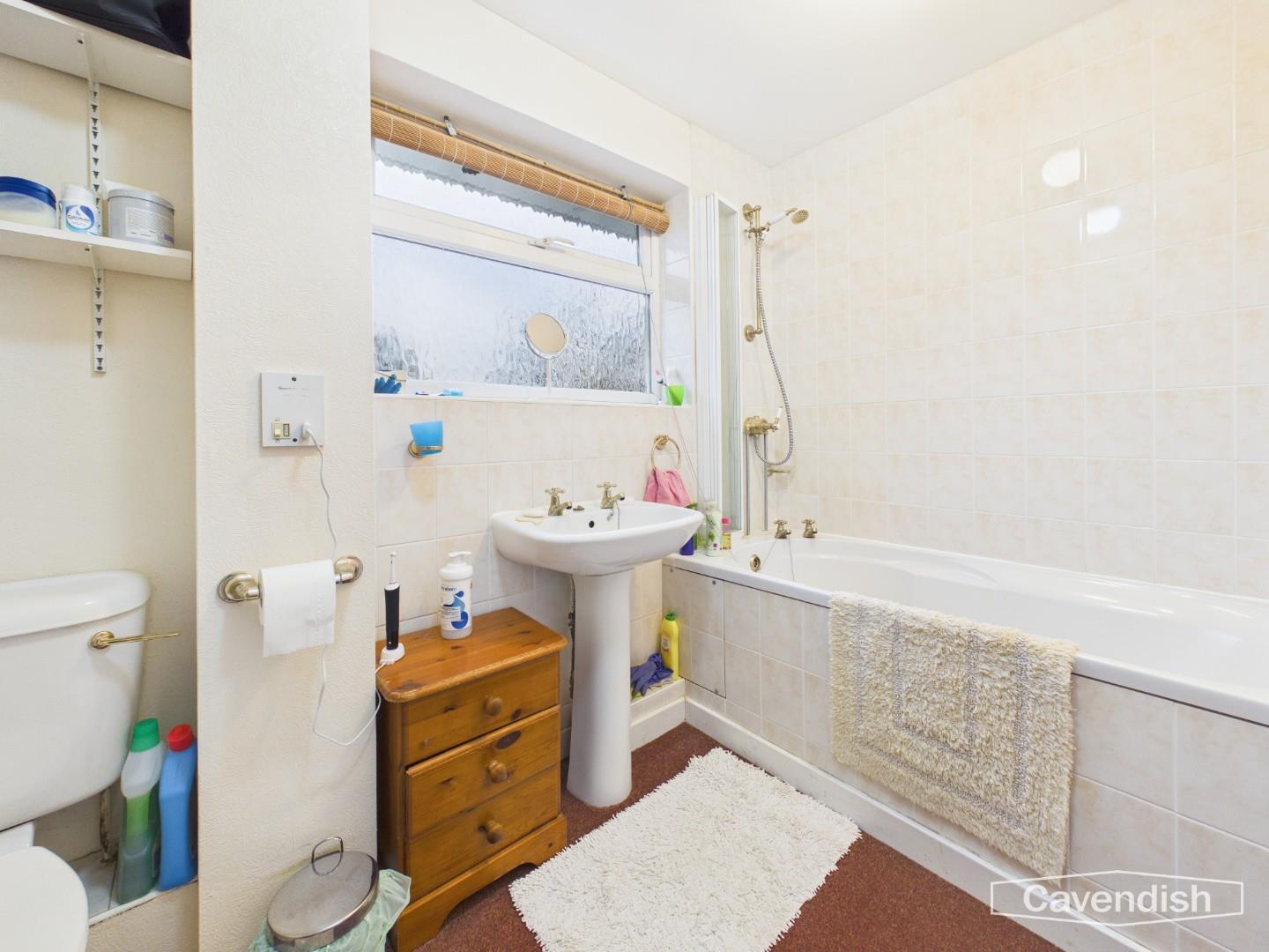 Lon Cilan, Cilcain, Mold - BATHROOM