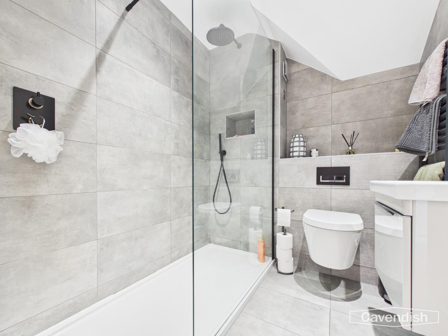 Cefn Bychan Road, Pantymwyn, Mold - Ensuite