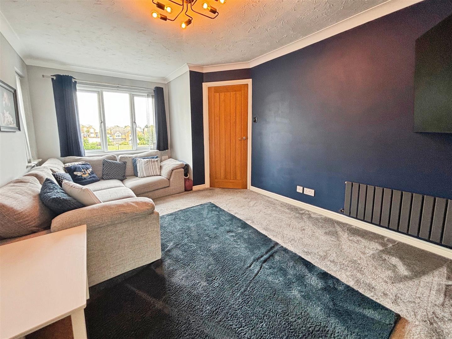 Bradshaw View, Queensbury, Bradford, BD13 2FF
