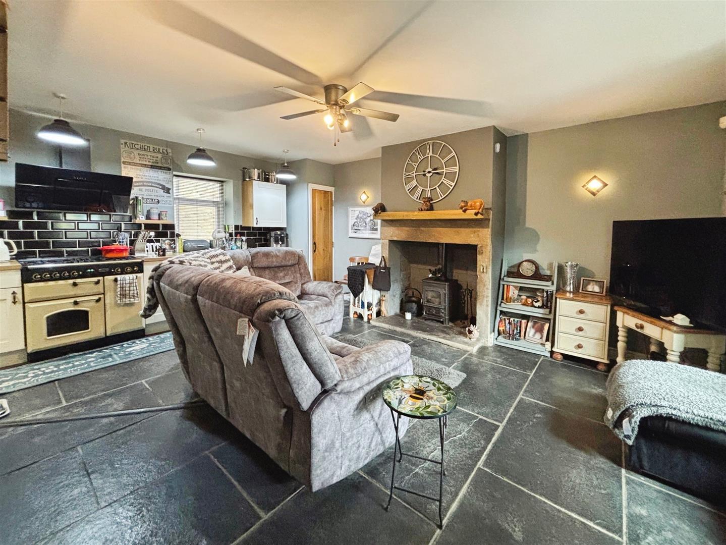 Beacon Road, Bradford, BD6 3EZ