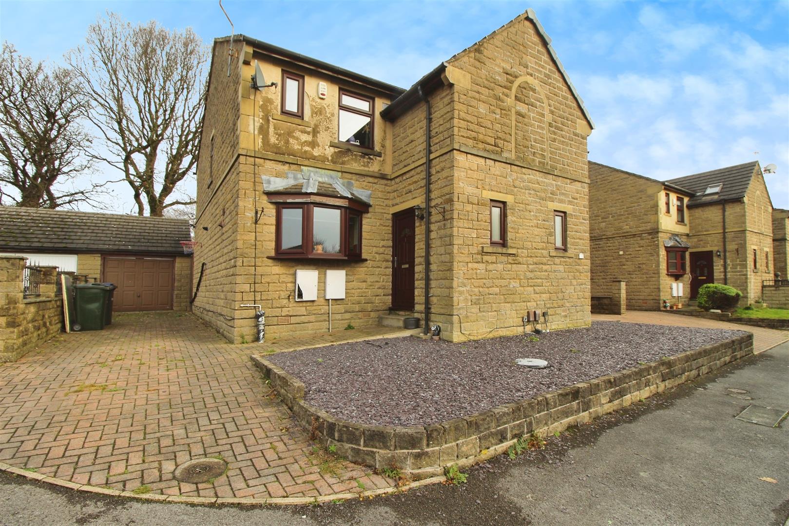 Edgemoor Close, Bradford, BD4 6RT