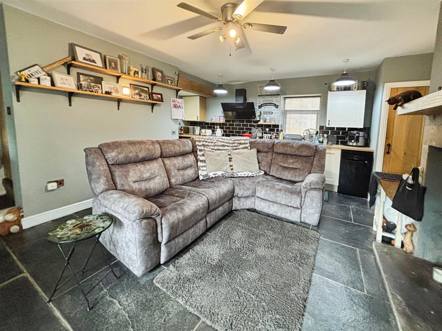 Beacon Road, Bradford, BD6 3EZ