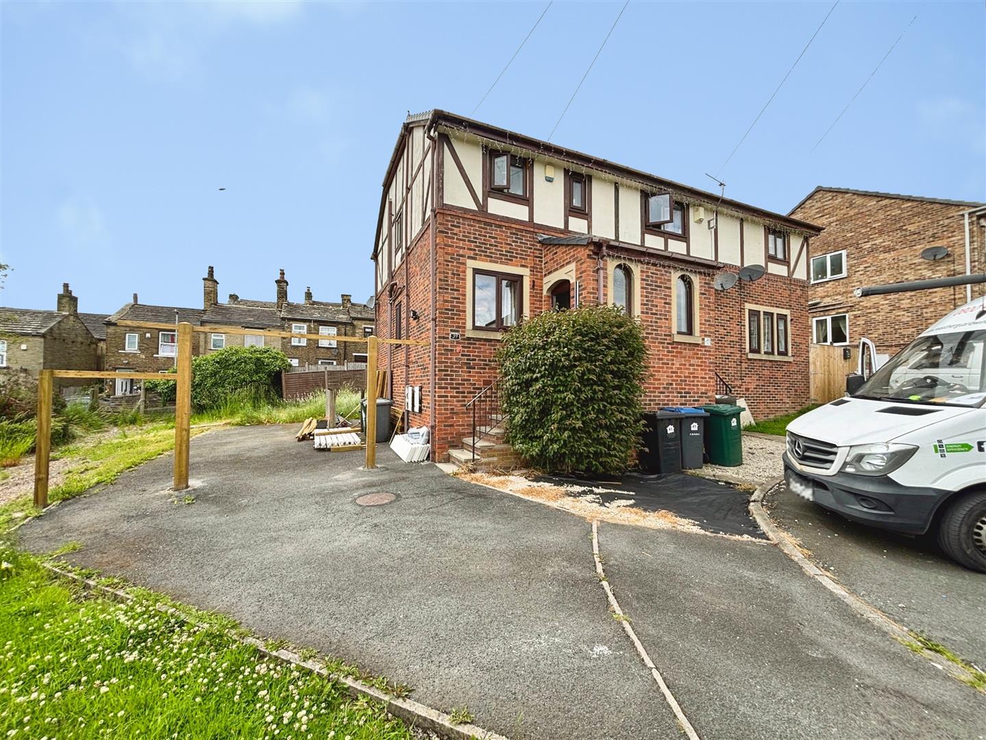Shire Close, Bradford, BD6 2ED