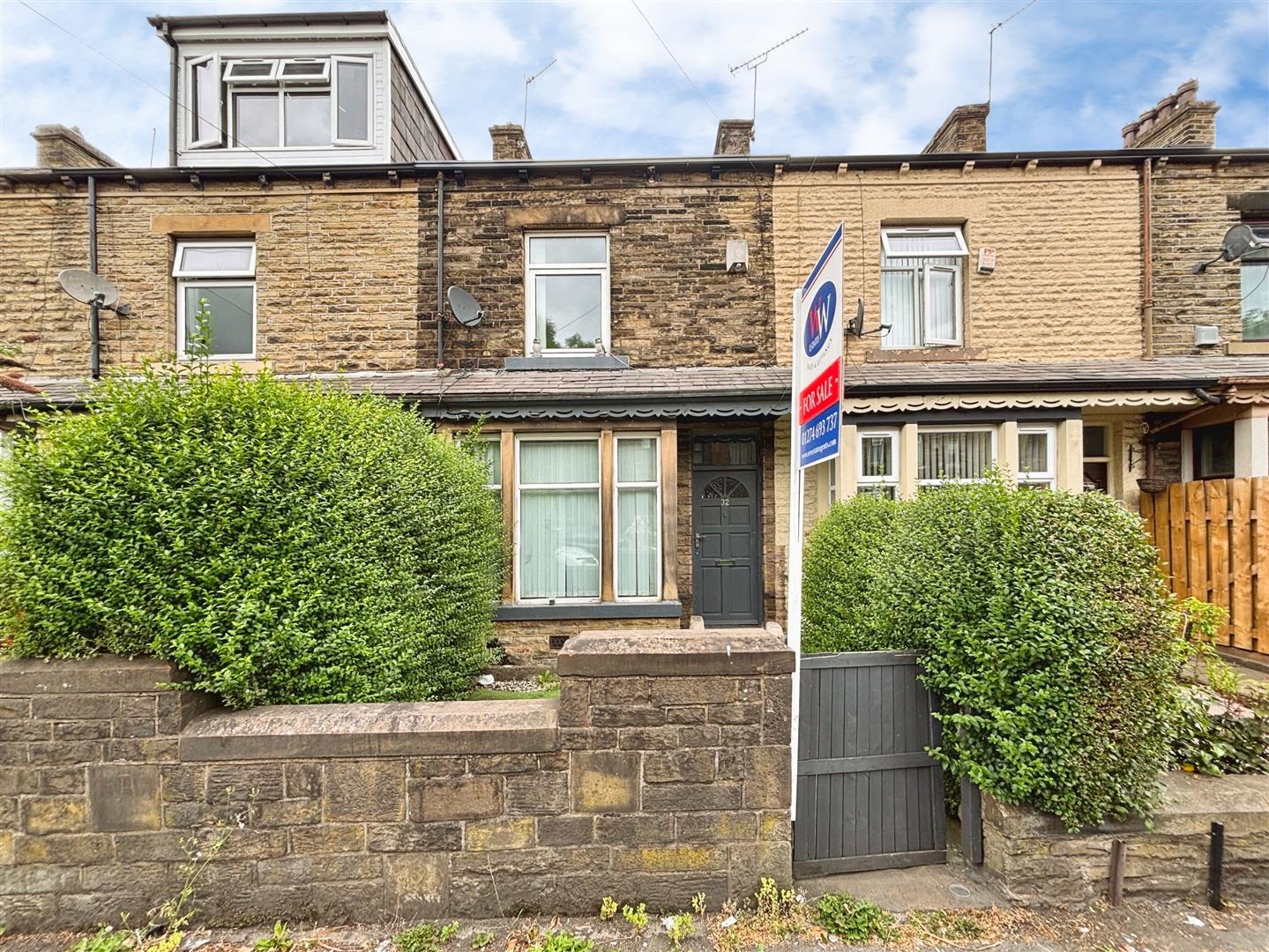 Smiddles Lane, Bradford, BD5 9NT