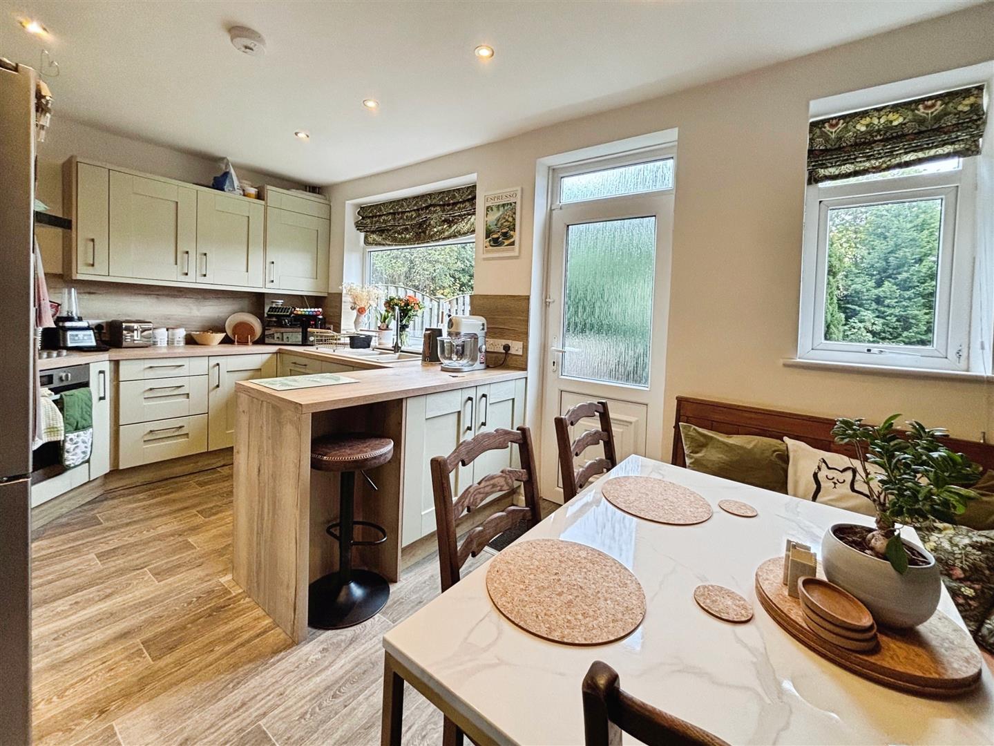 Larch Hill Crescent, Bradford, BD6 1DR