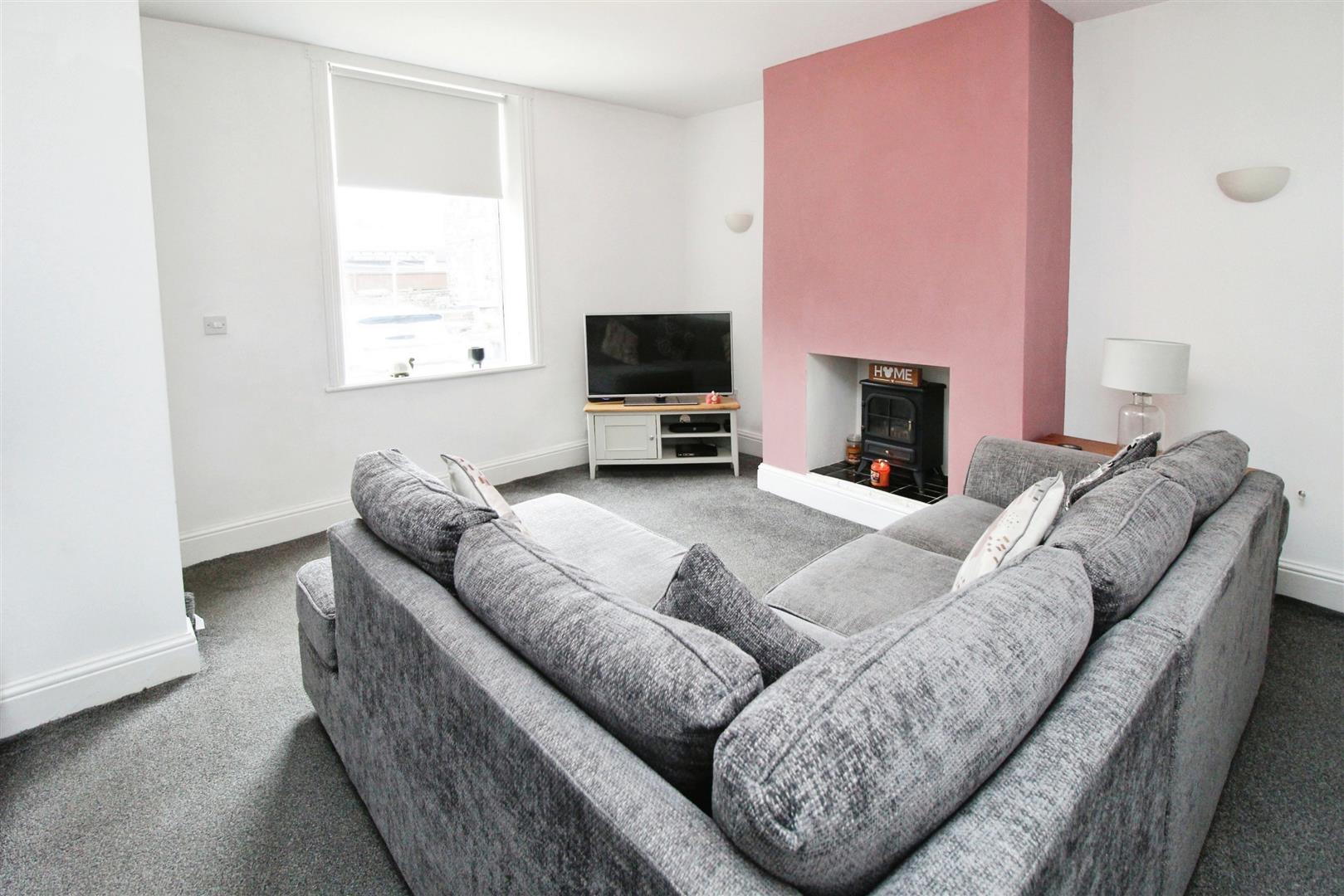 1 Bed, 1 Bath Property For Sale in Beacon Road, BD6 3EU