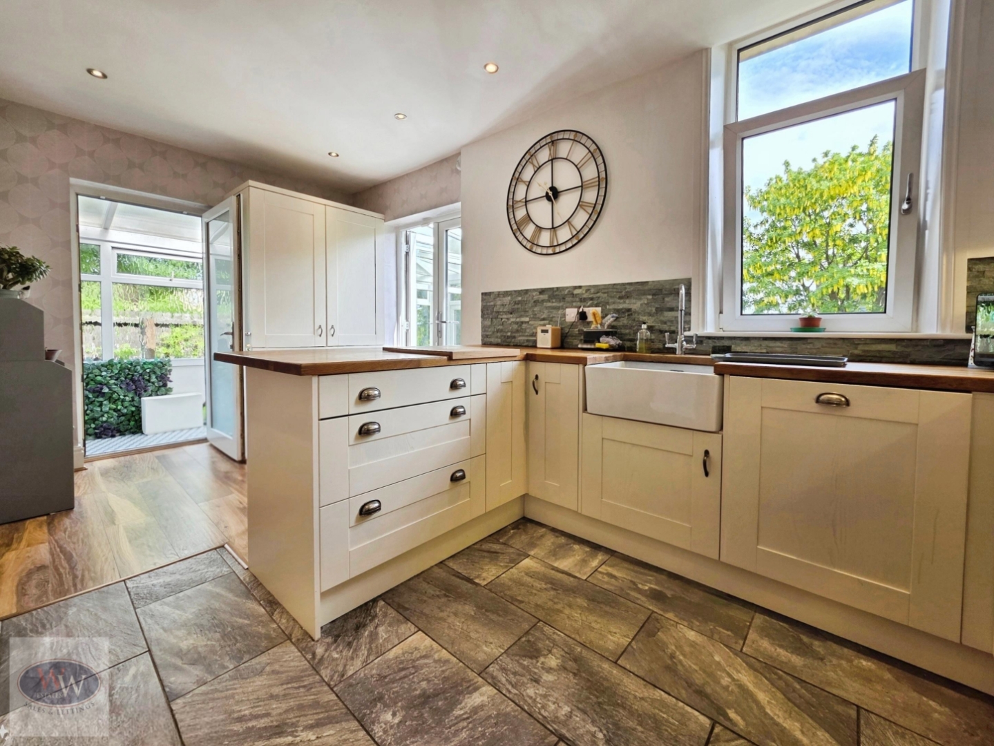 West Avenue, Baildon, BD17 5HA