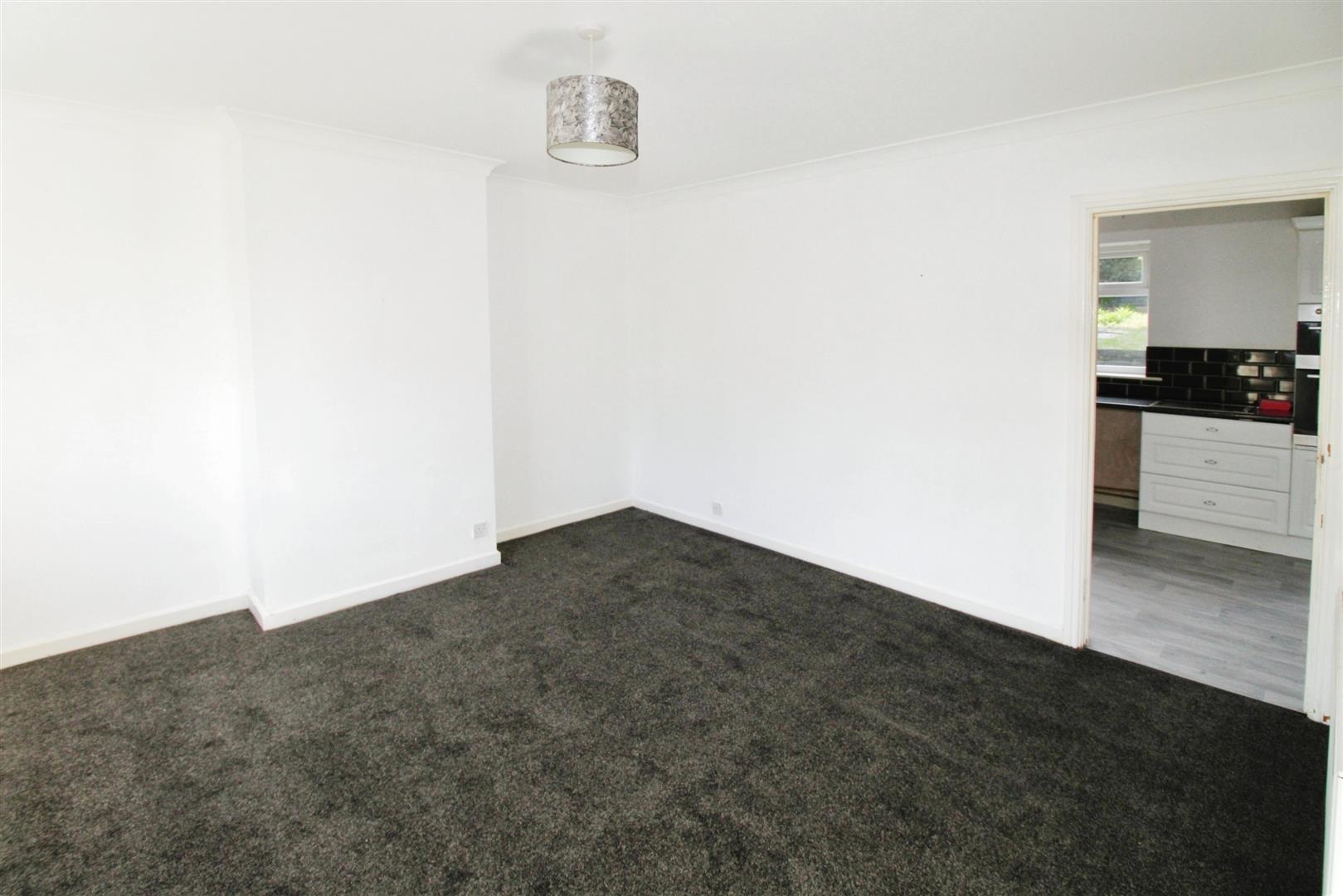 Whincover Drive, Leeds, LS12