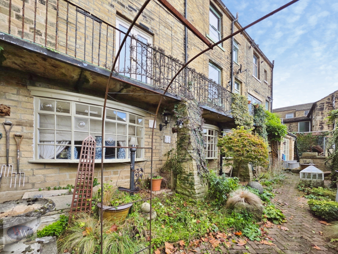 Upper Green, Baildon, BD17 7NL