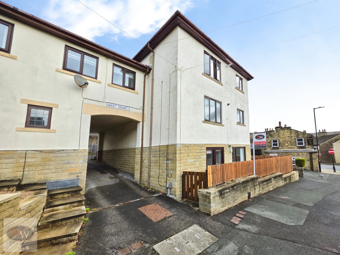 Westgate, Baildon, BD17 5ES