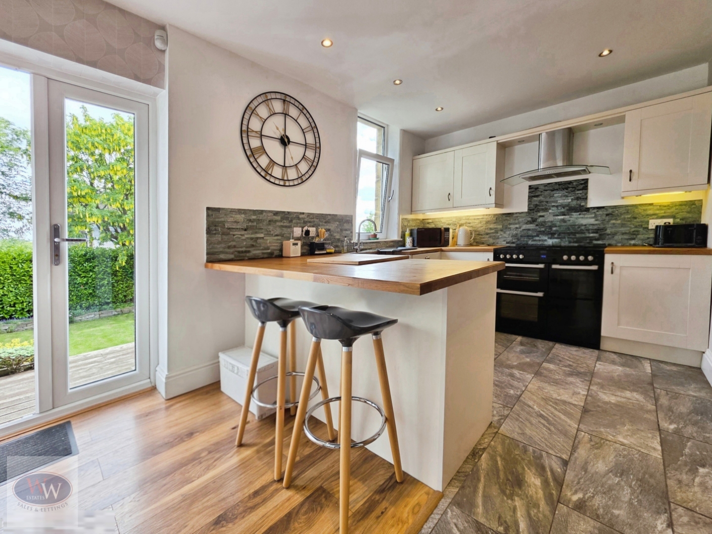 West Avenue, Baildon, BD17 5HA