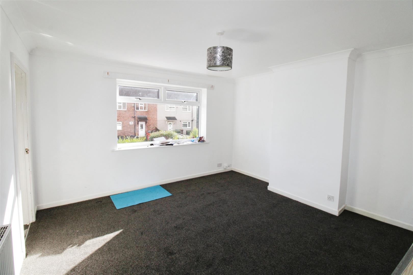 Whincover Drive, Leeds, LS12