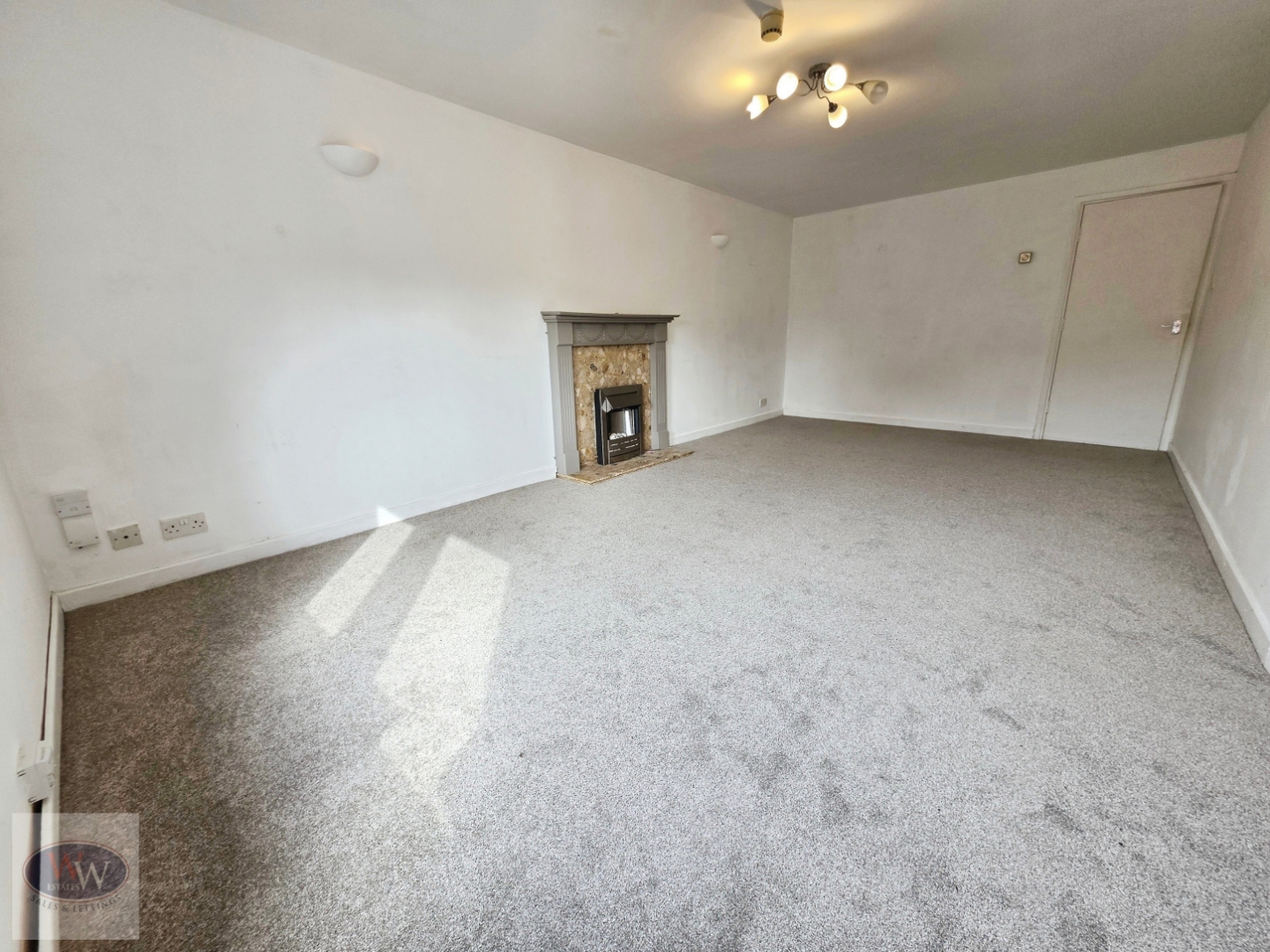 Westgate, Baildon, BD17 5ES
