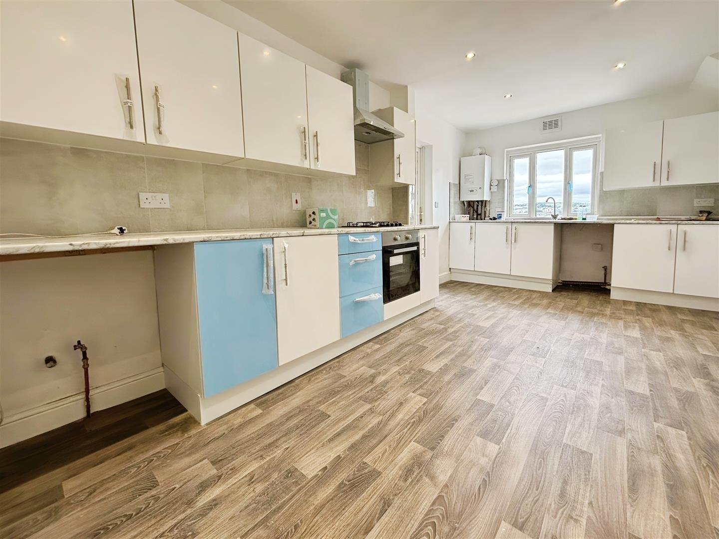 West Royd Drive, Shipley, BD18 1HN