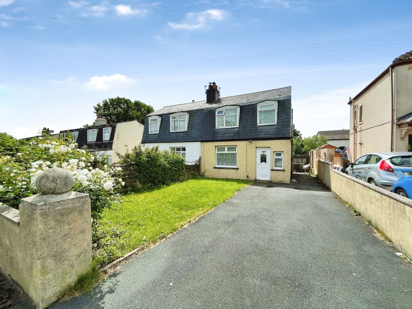 Gain Lane Bradford, BD3 7DW