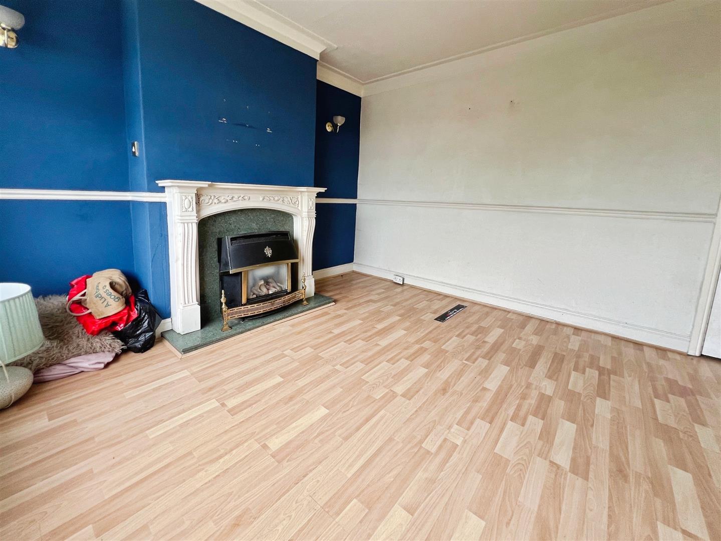 Moorside Road, Bradford, BD2 3HS
