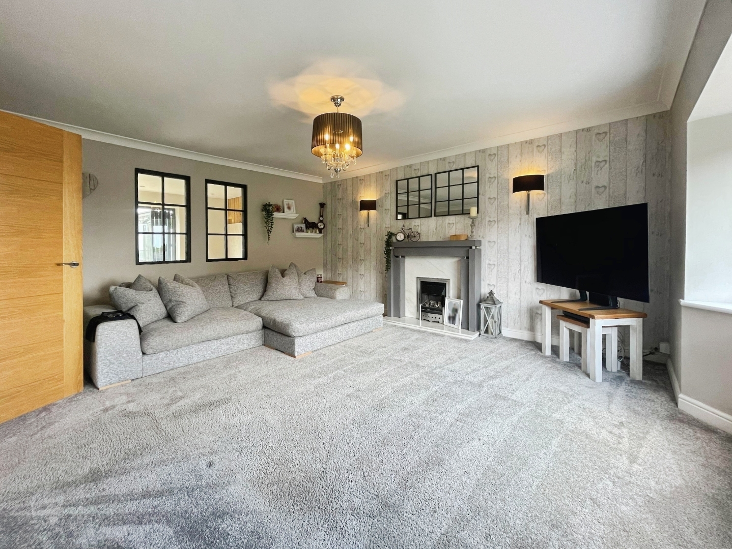 The Stray Bradford, West Yorkshire, BD10 8TL