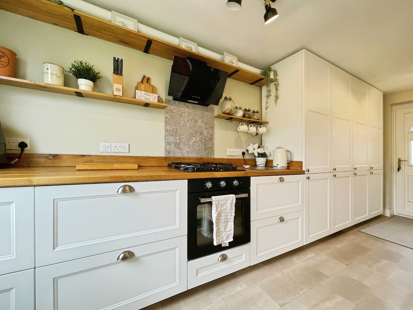Westfield Lane Shipley, BD18 1LX