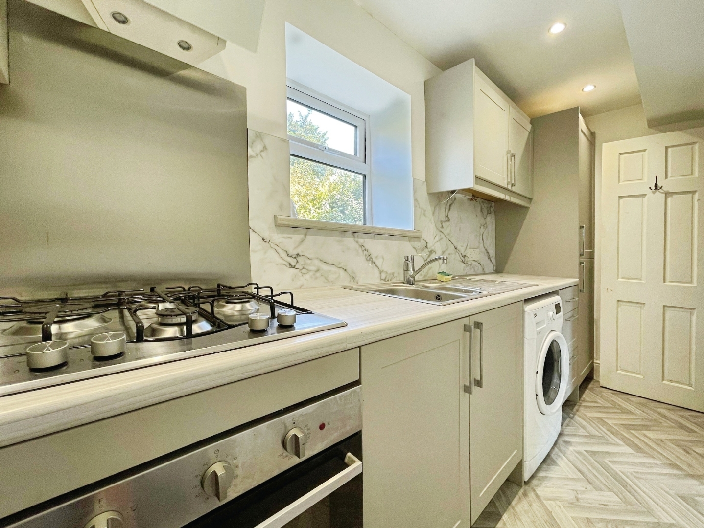 Leeds Road Eccleshill, BD2 3AY