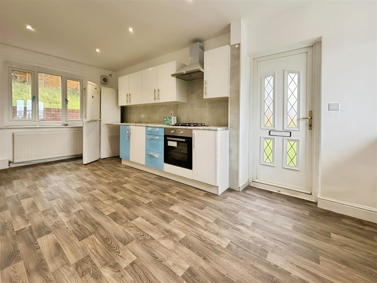 West Royd Drive, Shipley, BD18 1HN
