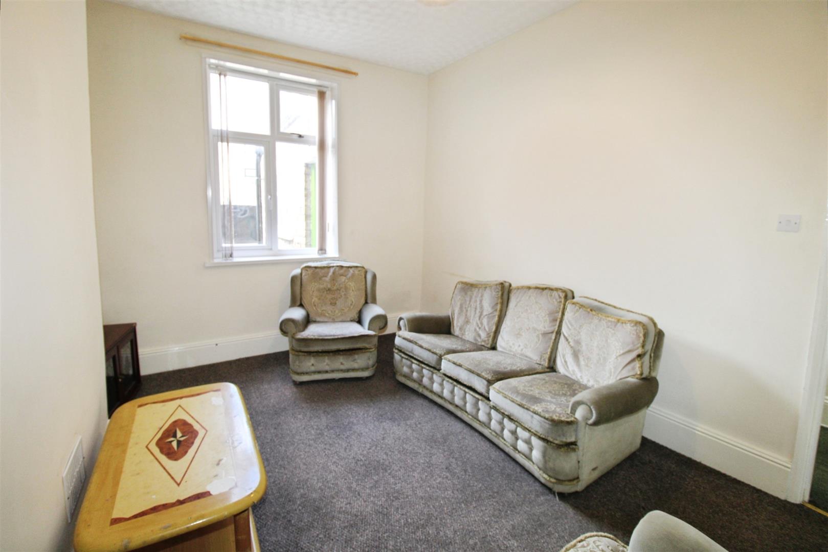 Grove Terrace, Bradford, BD7 1AU