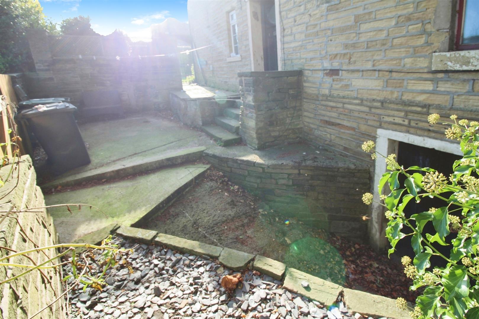 Highfield Road, Idle, Bradford, BD10 8QH