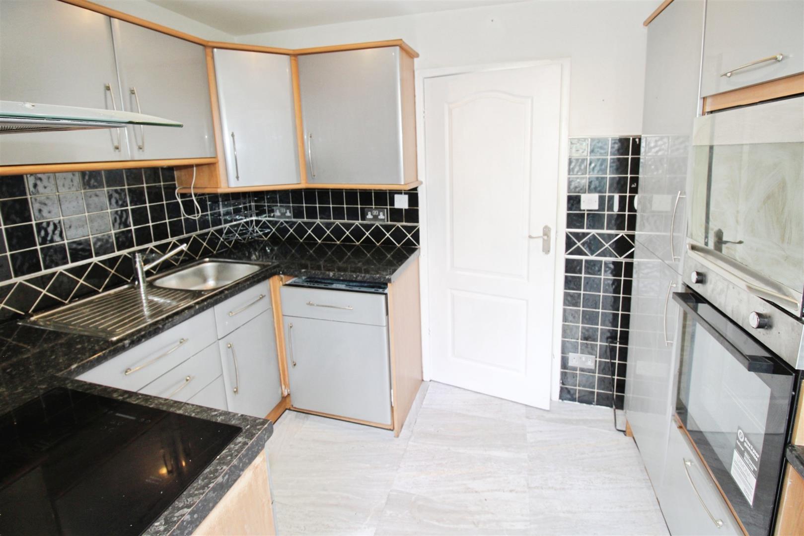 Farfield Grove, Bradford, BD6 2LU