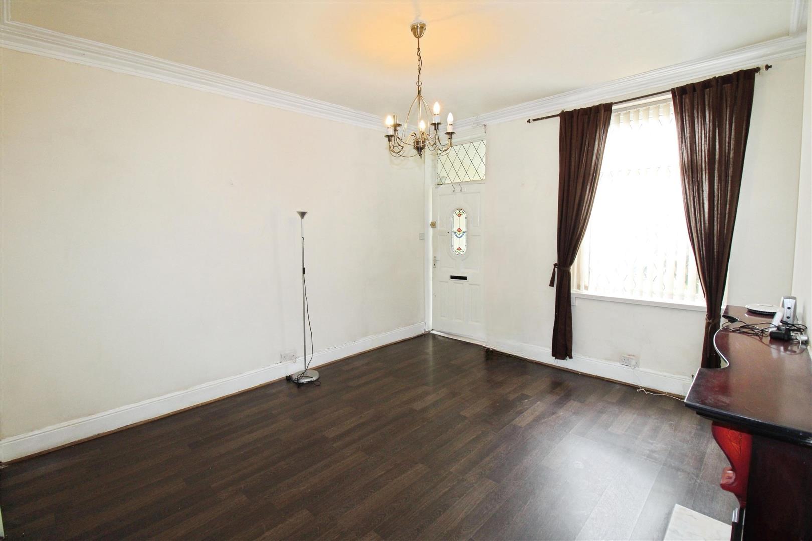 Gladstone Street, Bradford, BD3 9NR
