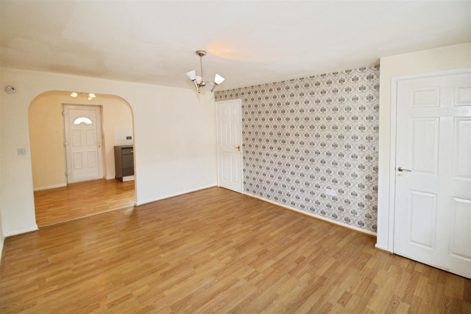 Hopton Avenue, Bradford, BD4 6JL