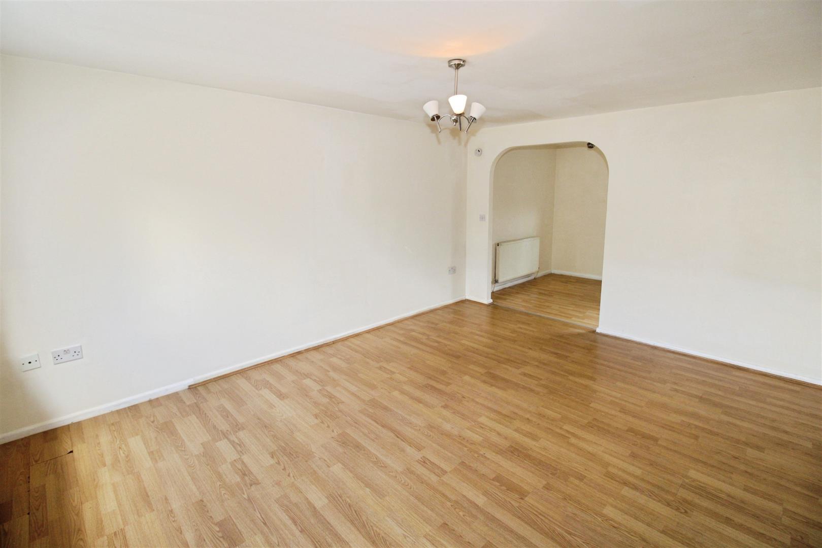 Hopton Avenue, Bradford, BD4 6JL