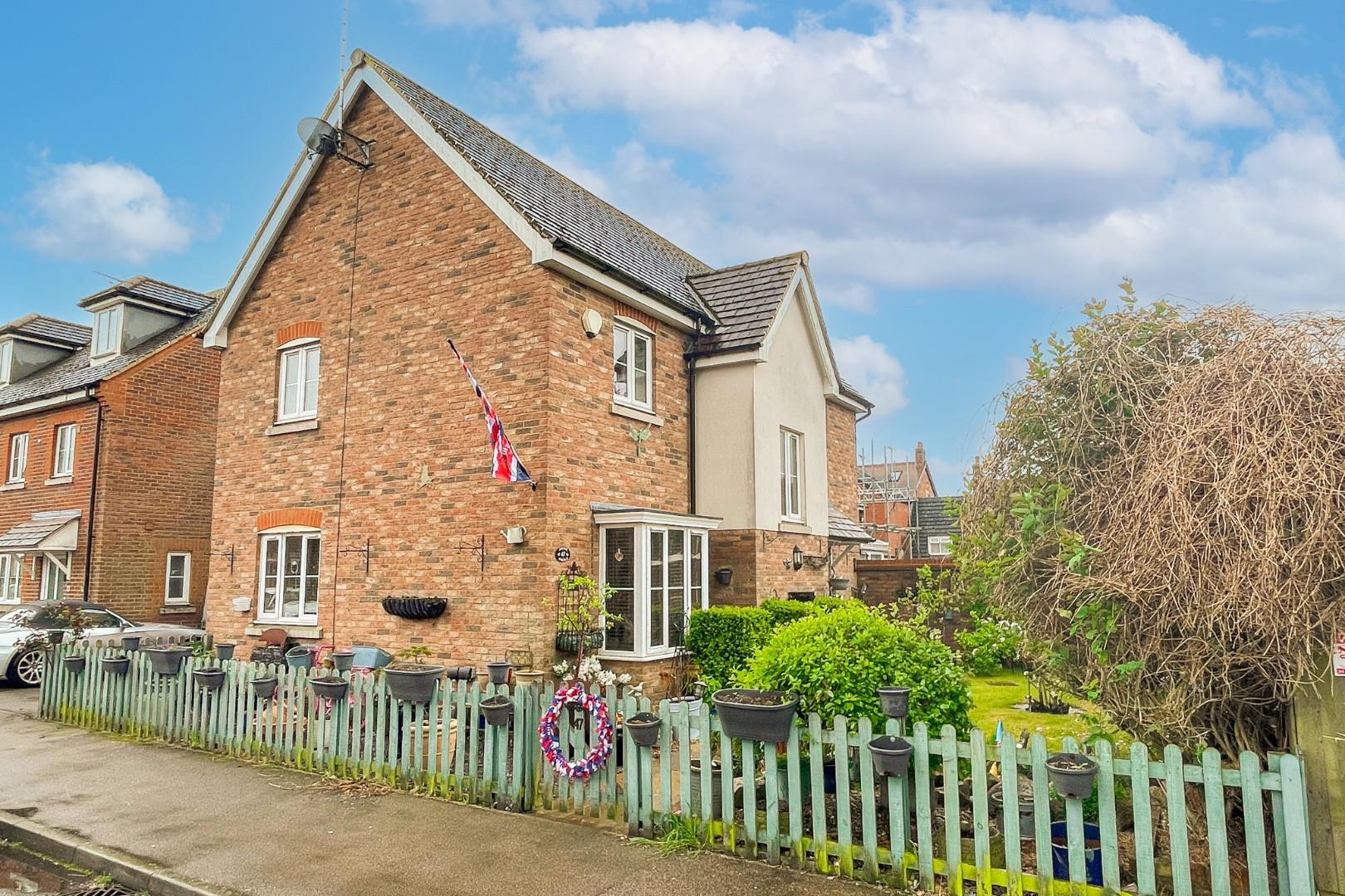 Manor Avenue, Hockliffe