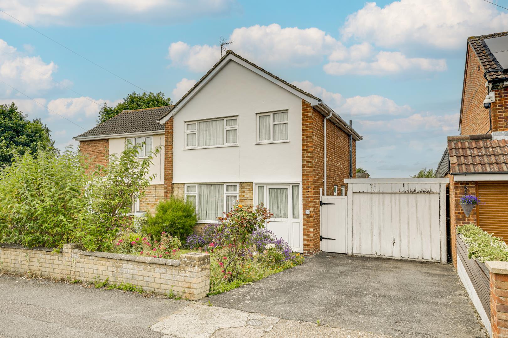 Russell Way, Leighton Buzzard