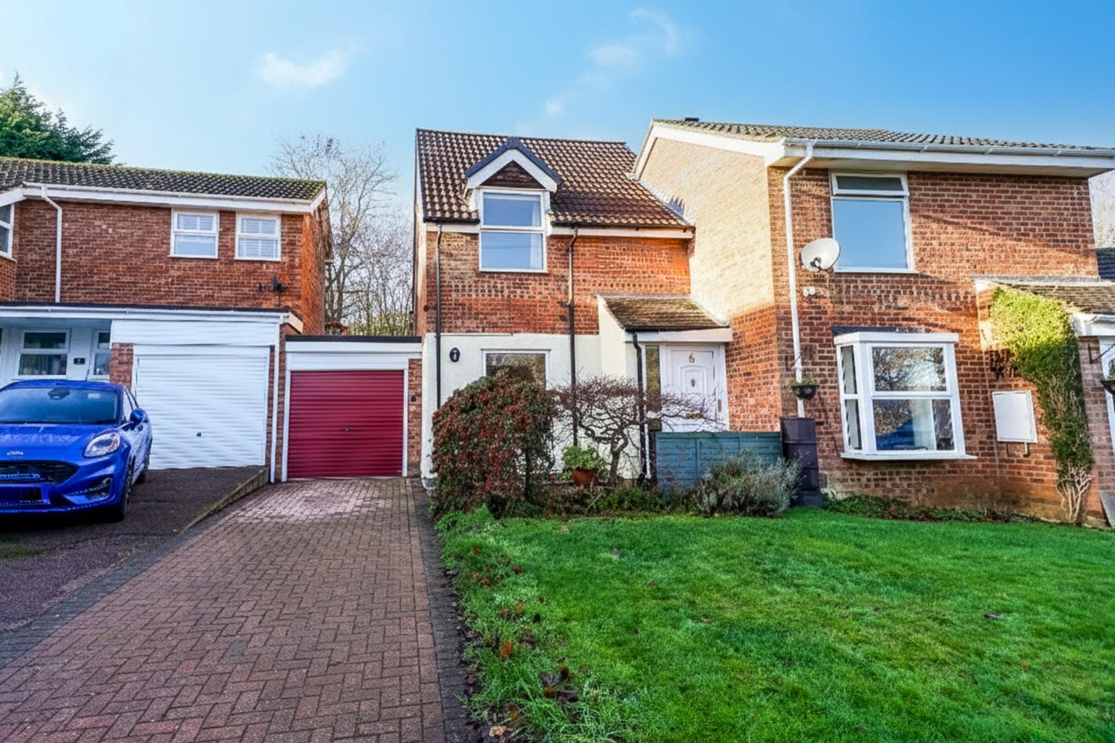 Ullswater Drive, Leighton Buzzard Ullswater Drive, Leighton Buzzard