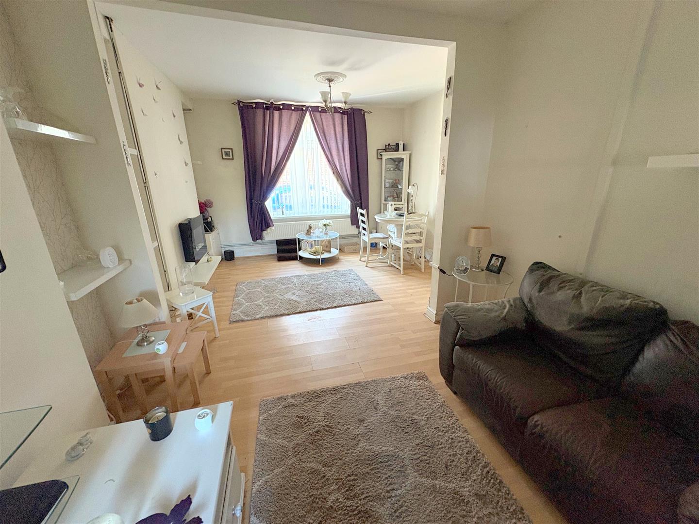 Property thumbnail 8