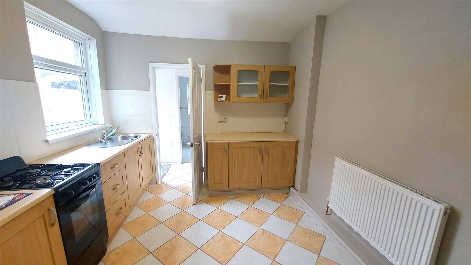 Property thumbnail 6