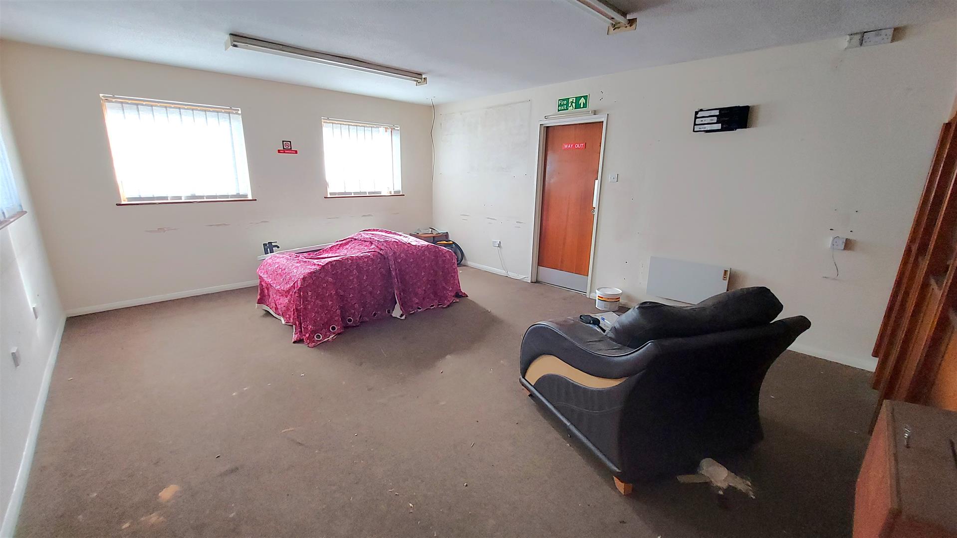 Property thumbnail 6