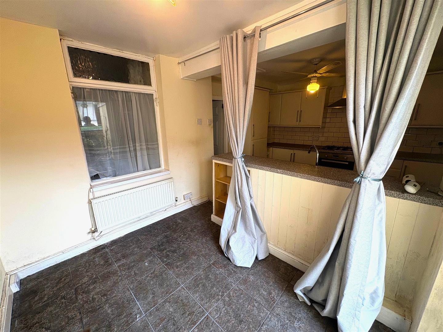 Property thumbnail 8