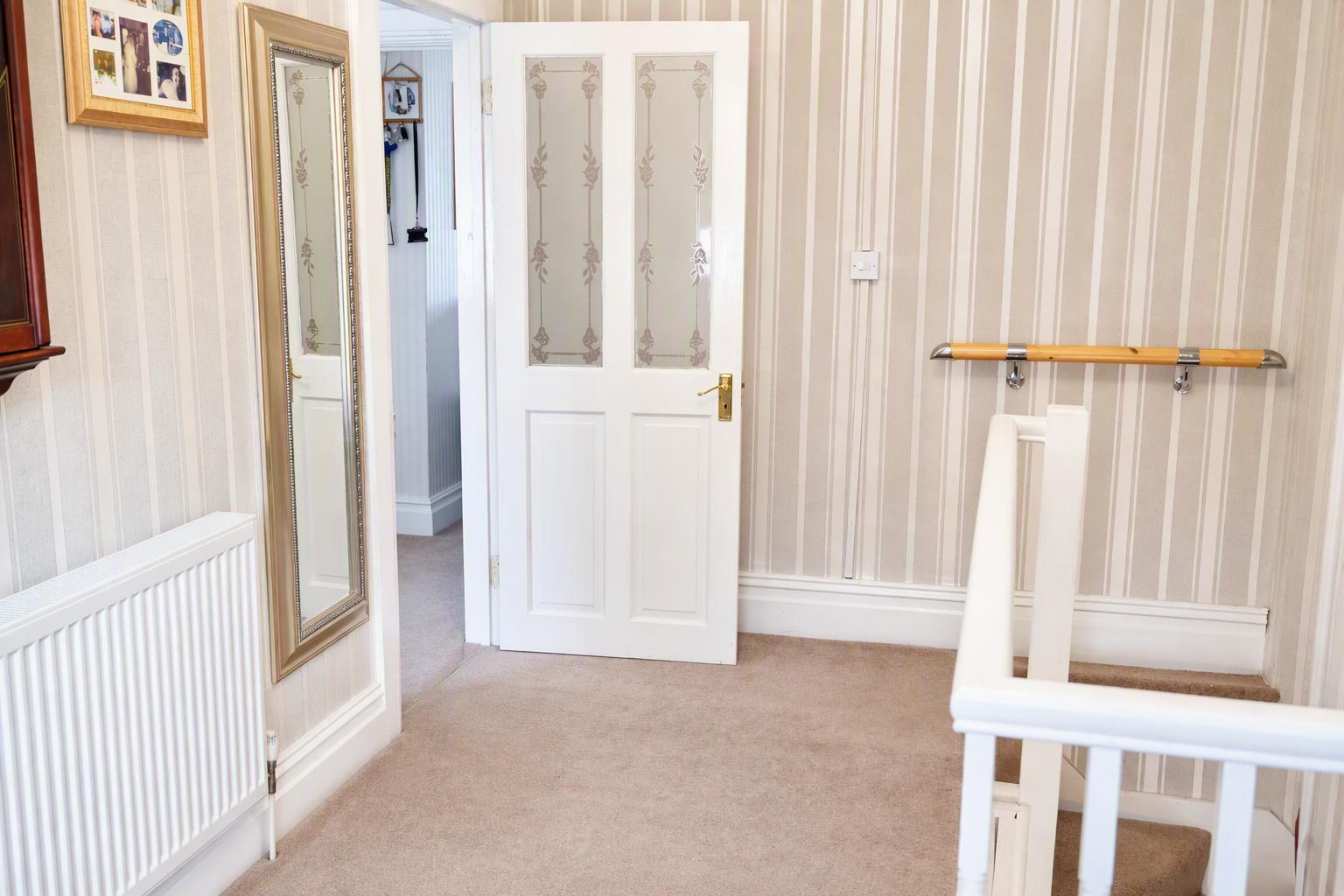 Property thumbnail 11