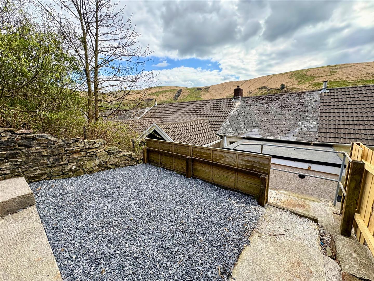 Property thumbnail 25